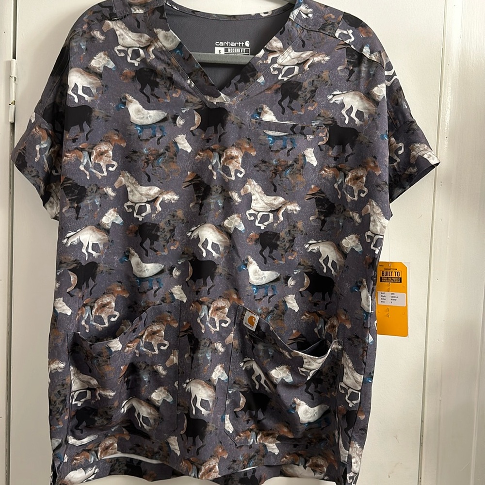 Carhartt horse scrub top small